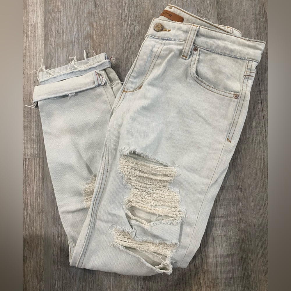 Joes distressed boyfriend ankle cut jeans